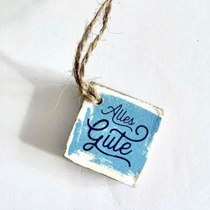 Geschenkanhänger hellblau