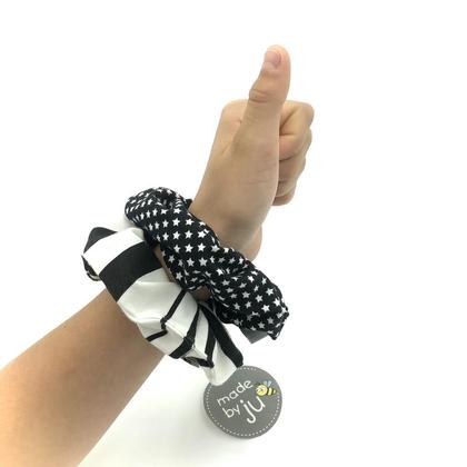 2 SCRUNCHIES SCHWARZ/WEISS