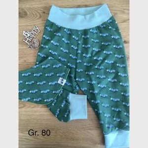 Pumphose und Lätzchen „Raupe“ – Gr. 80
