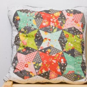 Patchworkpolster bunte Sterne