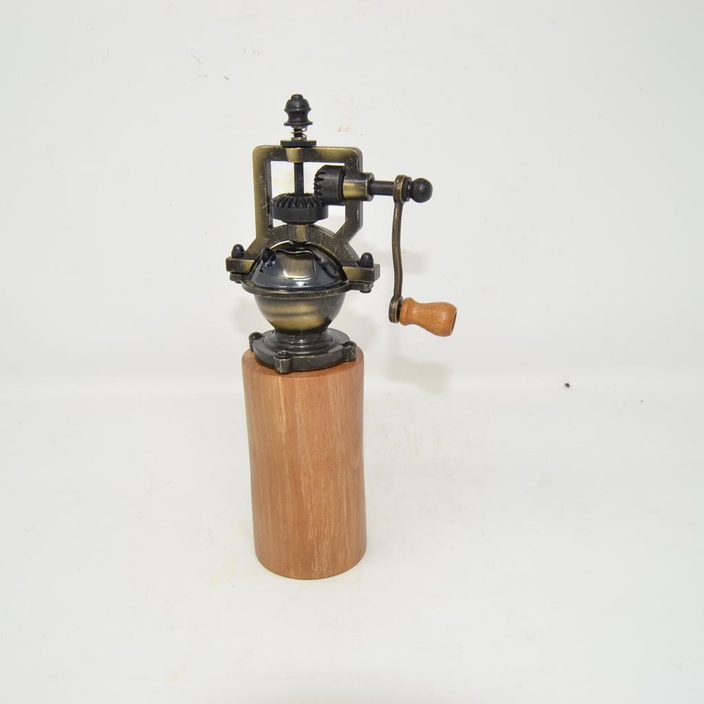 Holz Gewürzmühle Mühle Birne Pfeffermühle antik optik Geschenk