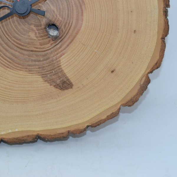 Holz Wanduhr Holzuhr 25x23 cm Esche Unikat handmade geölt - Image 4