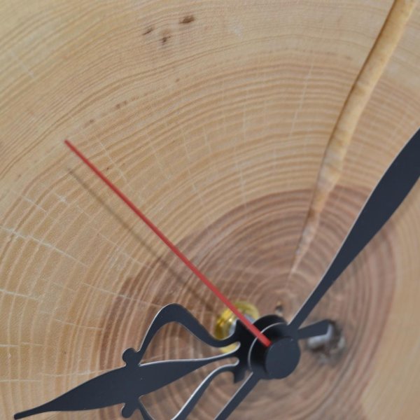 Holz Wanduhr Holzuhr 25x23 cm Esche Unikat handmade geölt - Image 2