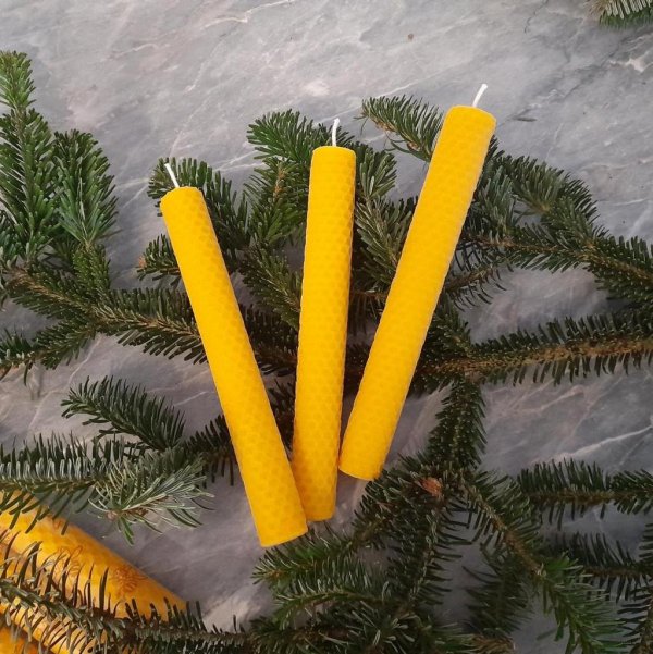 Geschenkset Stabkerzen aus Bienenwachs - Image 2
