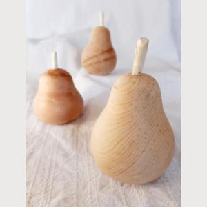 Holzbirnen aus Zirbenholz – Karaffenverschluss