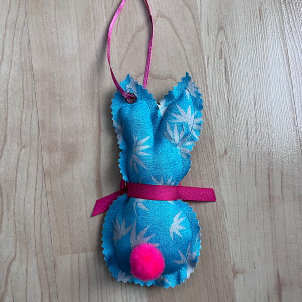 Osterdeko Osterhase aus Stoff - türkis - Image 2