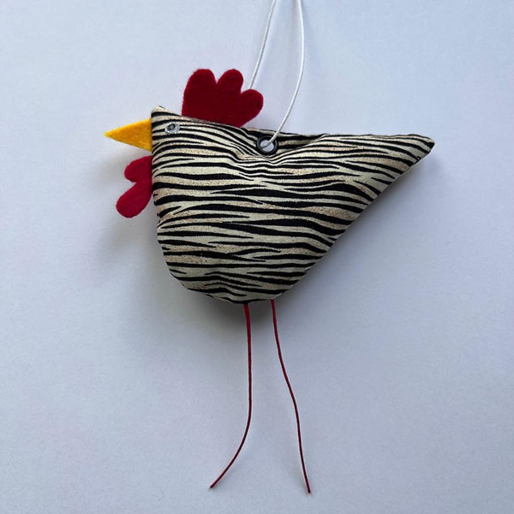 Osterdeko Henderl aus Stoff - schwarz/beige gemustert