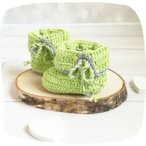 Babyschuhe gehäkelt hellgrün 0-3 Monate