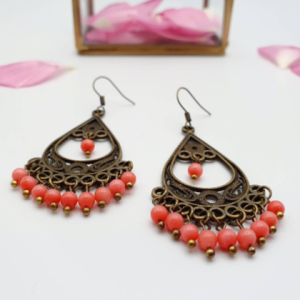 handgemachte Hängeohrringe mit rosa Korallenperlen oder blauen Achatperlen