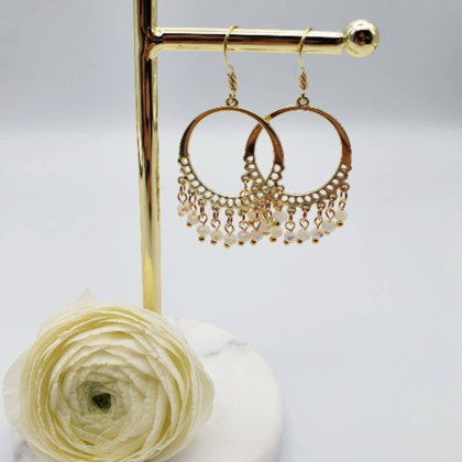 Goldene Hängeohrringe Boho