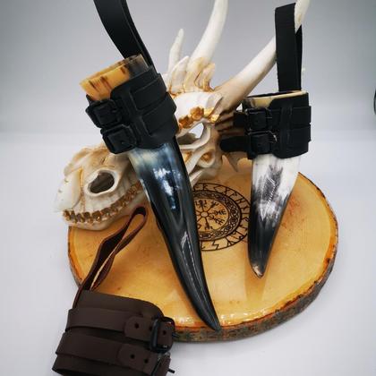 Mini - Trinkhorn mit Lederhalterung