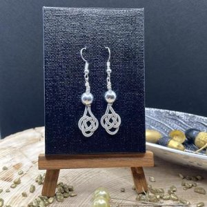 Dara-Knoten Ohrringe