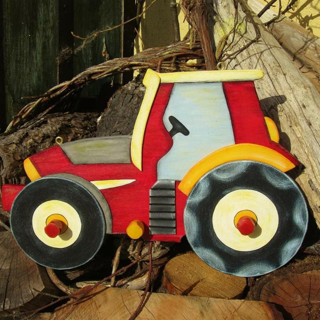 KinderGarderobe * Traktor mit Dach * rot