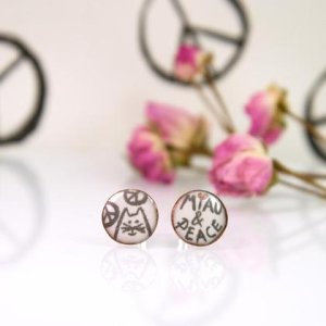 Emaille Ohrstecker, Katzen Ohrstecker Miau & Peace, Ohrstecker klein rund