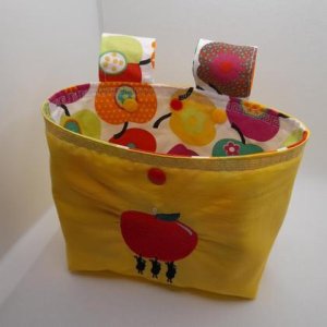 Lenkertäschchen „Ameisen mit Apfel“