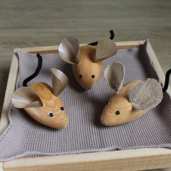 Maus aus Holz