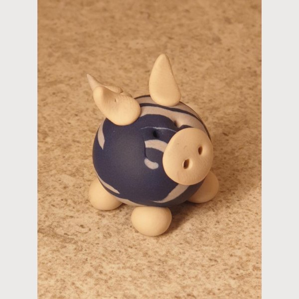 Glücksschweinchen aus Fimo blau/weiß - Image 2