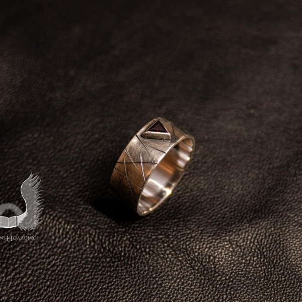 Silberring mit Dreiecks-Granat - Image 2