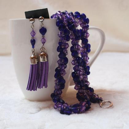 Schmuckset handgefertigt aus dunkelblauen Glasherzen und violetten Kristallen