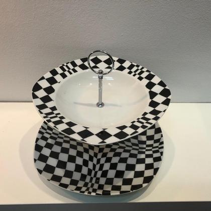 Etagere Monochrom