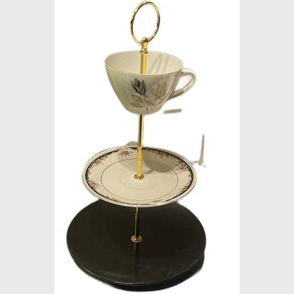 Etagere "Schwarz/Weiß und Rosen“