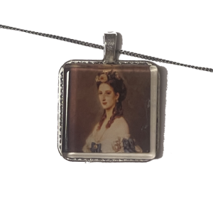 Kette – Portrait mit Rosen