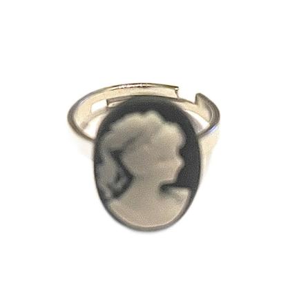 Ring Kamee