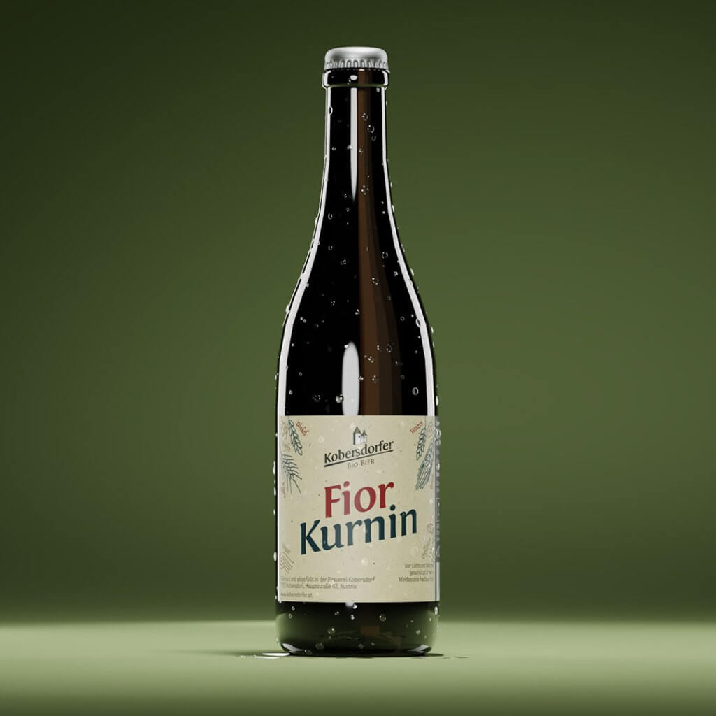 Eine Flasche mit Kobersdorfer Fior Kurnin, Starkbier, Trapistenbier